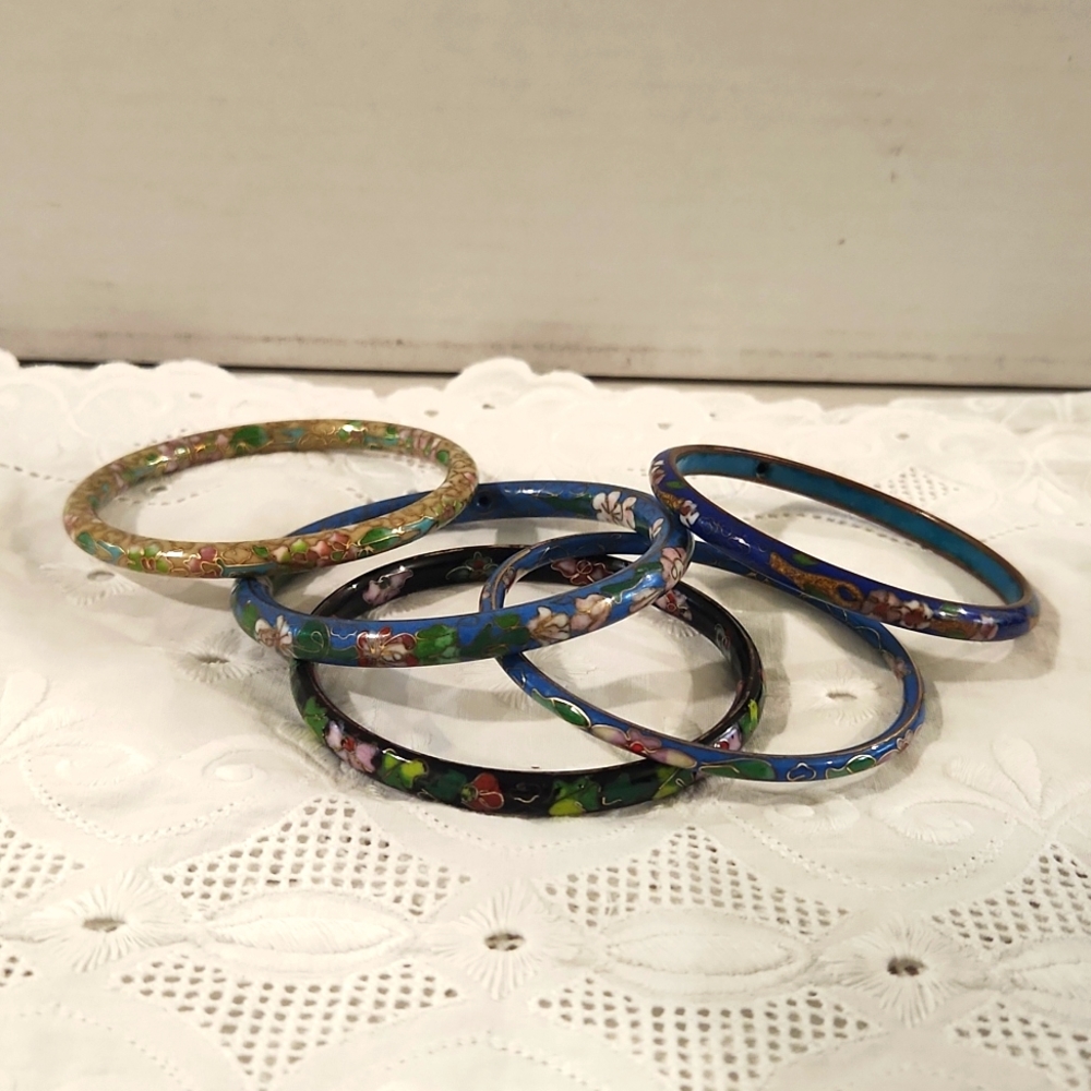5 Cloisonne Floral Pattern Bangle Bracelets - image 1